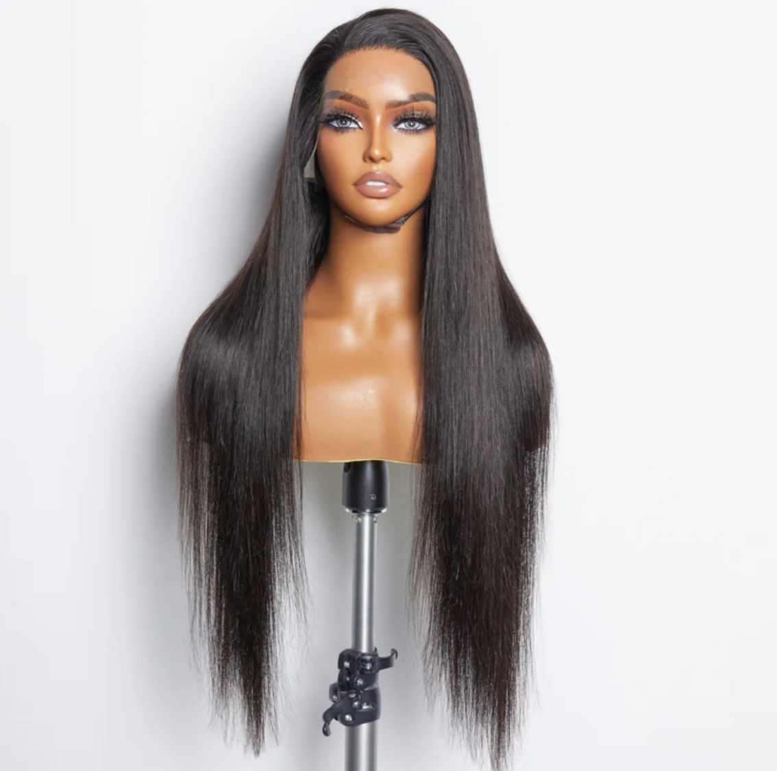 💛 16”–30” #613 Blonde Straight Lace Frontal Wig – Pre-Plucked & 150% Density for Flawless Glam! 💛